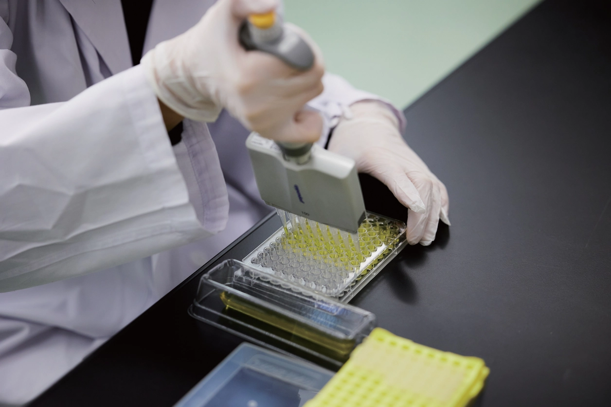 アドバンスト・ラボサービス